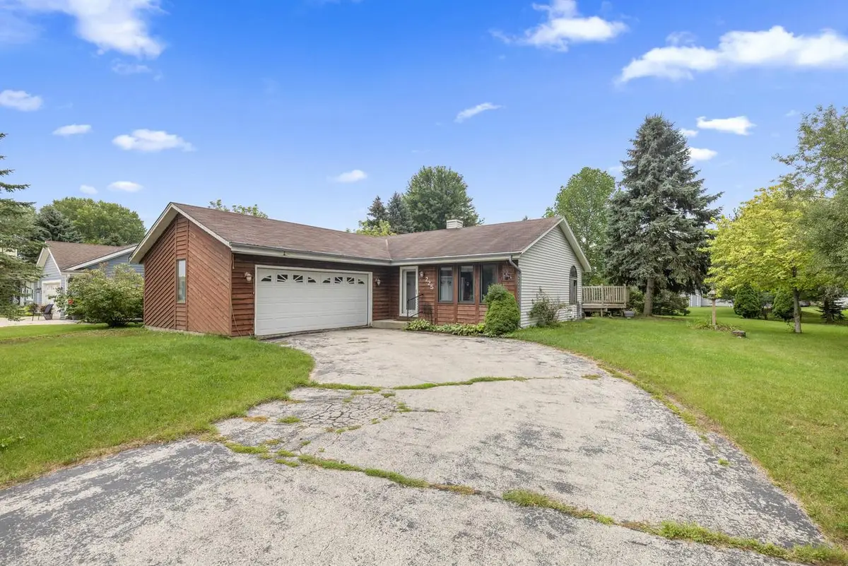 225 Heritage STREET, Belgium, WI 53004 - #1