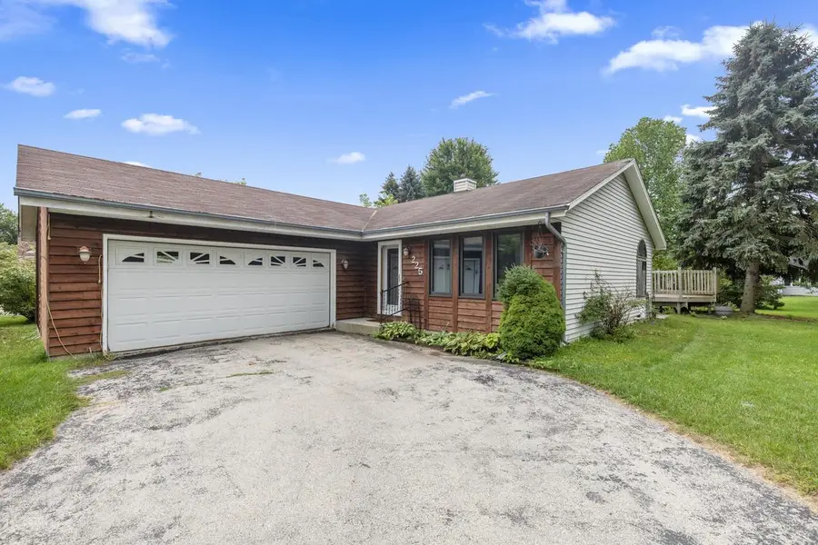 225 Heritage STREET, Belgium, WI 53004 - #2