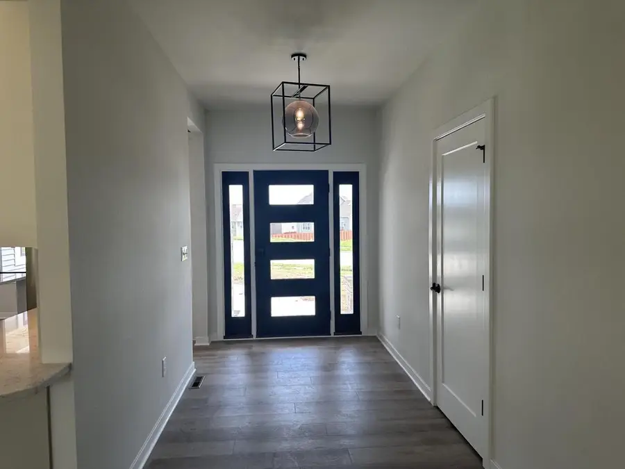 110 Retzer View COURT, Waukesha, WI 53188 - #2