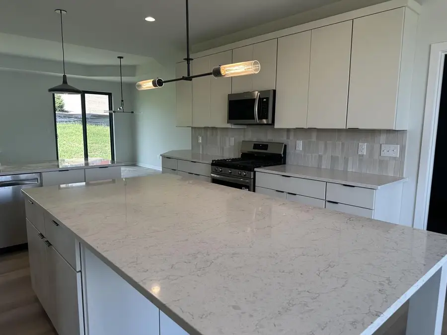 110 Retzer View COURT, Waukesha, WI 53188 - #3