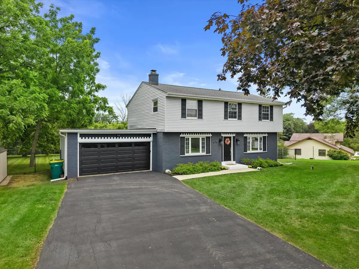 N113W13033 Crestview DRIVE, Germantown, WI 53022 - #1