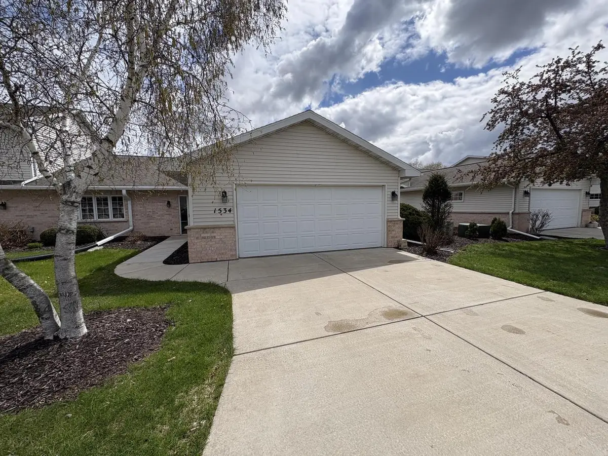 1534 River Pines DRIVE, Green Bay, WI 54311 - #1