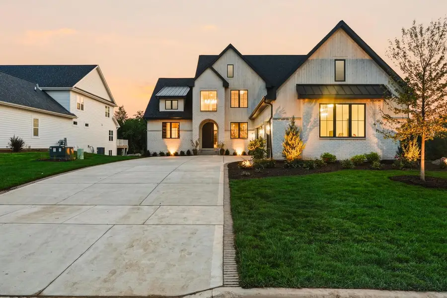 W184N5135 Sunrise LANE, Menomonee Falls, WI 53051 - #3