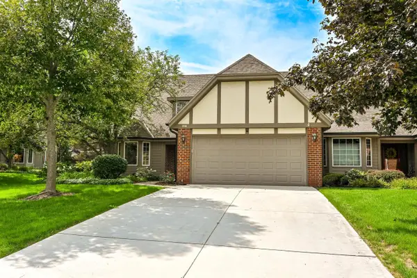 645 Willowick COURT #A, Brookfield, WI 53045