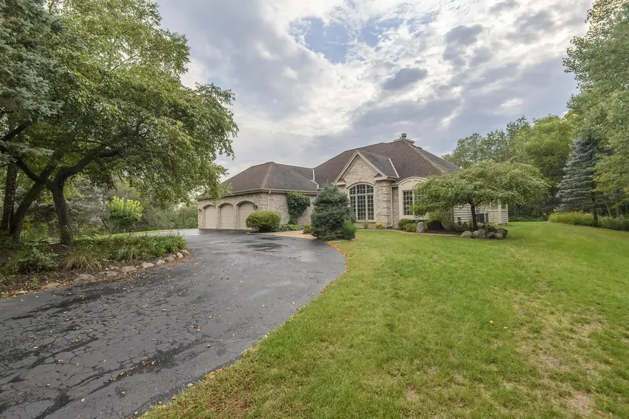 4945 S Calhoun ROAD, New Berlin, WI 53151 - #2