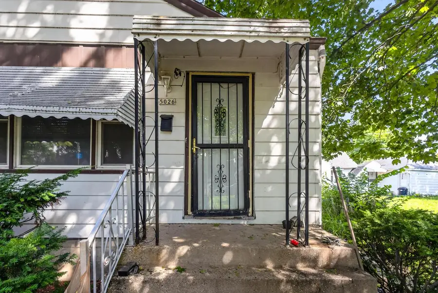 5026 N 27th STREET, Milwaukee, WI 53209 - #3