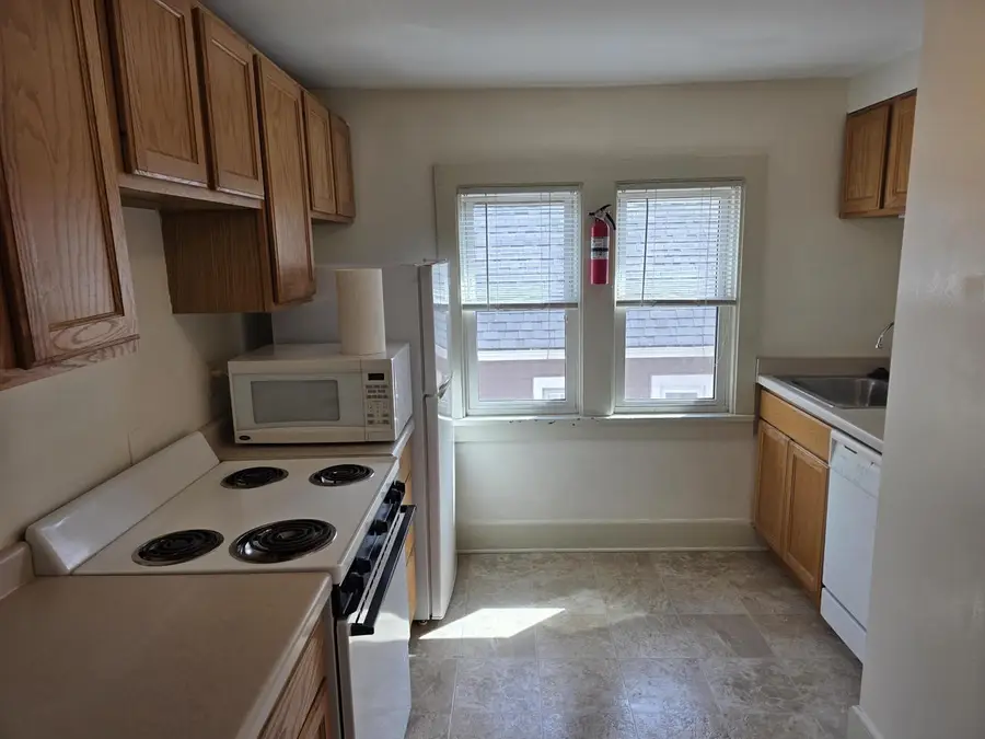 1443 S 86th STREET #1445, West Allis, WI 53214 - #3