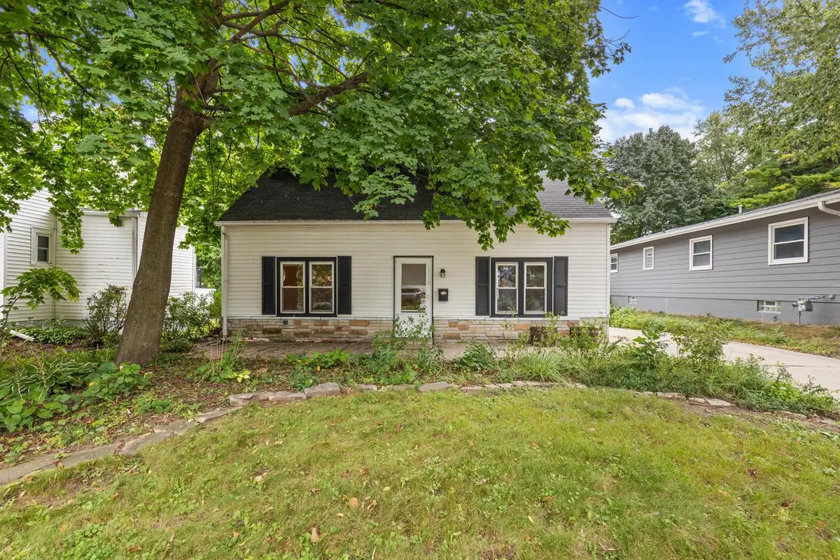 1110 S 123rd STREET, West Allis, WI 53214 - #1