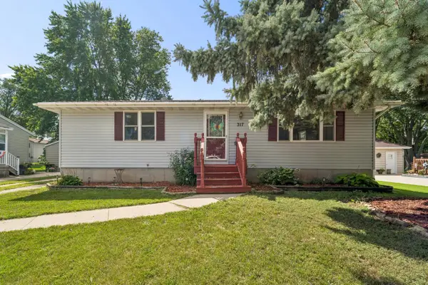 317 Indiana AVENUE, North Fond Du Lac, WI 54937