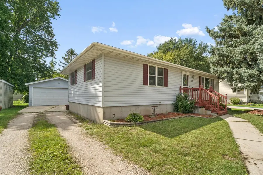 317 Indiana AVENUE, North Fond Du Lac, WI 54937 - #2