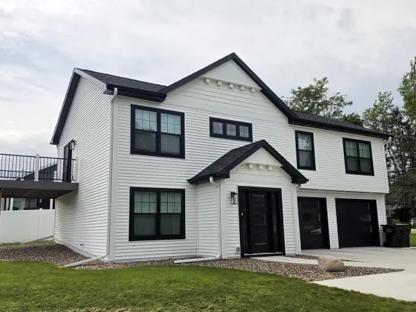 3392 N Narcissus ROAD, Lake Geneva, WI 53147
