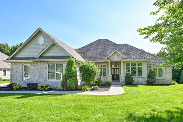 W144N9880 Sun Valley TRAIL, Germantown, WI 53022