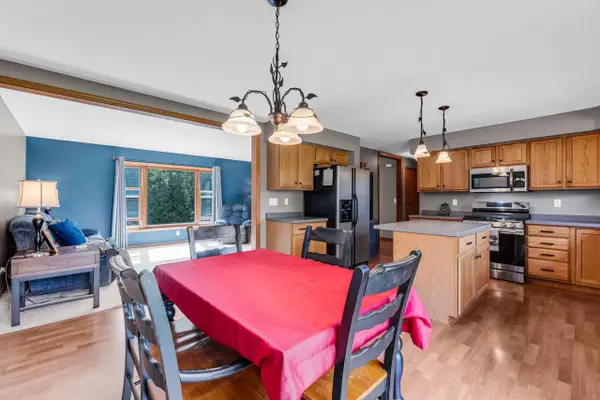 W6860 Wood AVENUE, Delavan, WI 53115