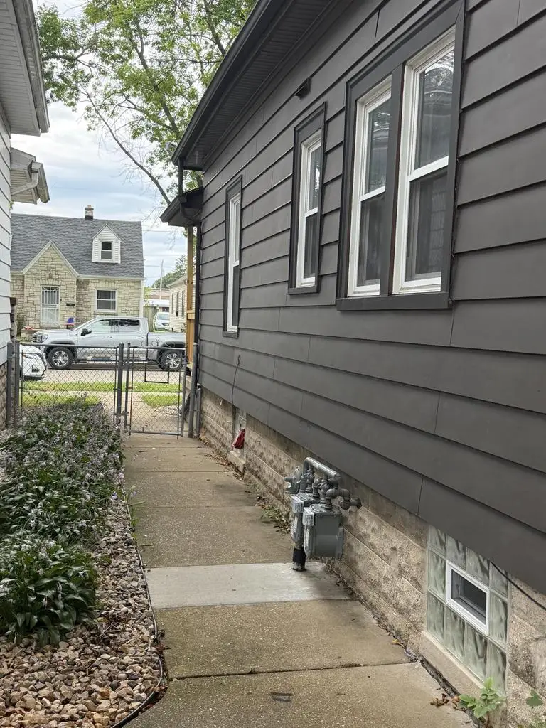5368 N 39th STREET, Milwaukee, WI 53209 - #2