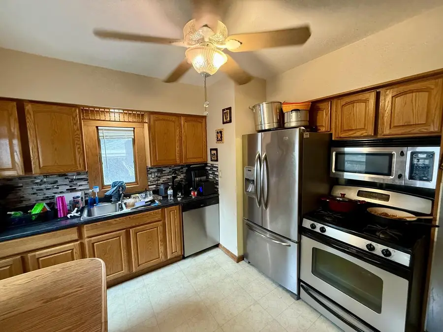 439 S 67th STREET, Milwaukee, WI 53214 - #3