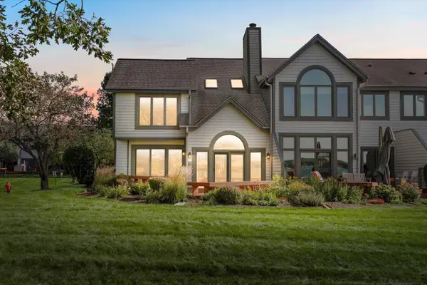S74W17692 Harbor CIRCLE, Muskego, WI 53150
