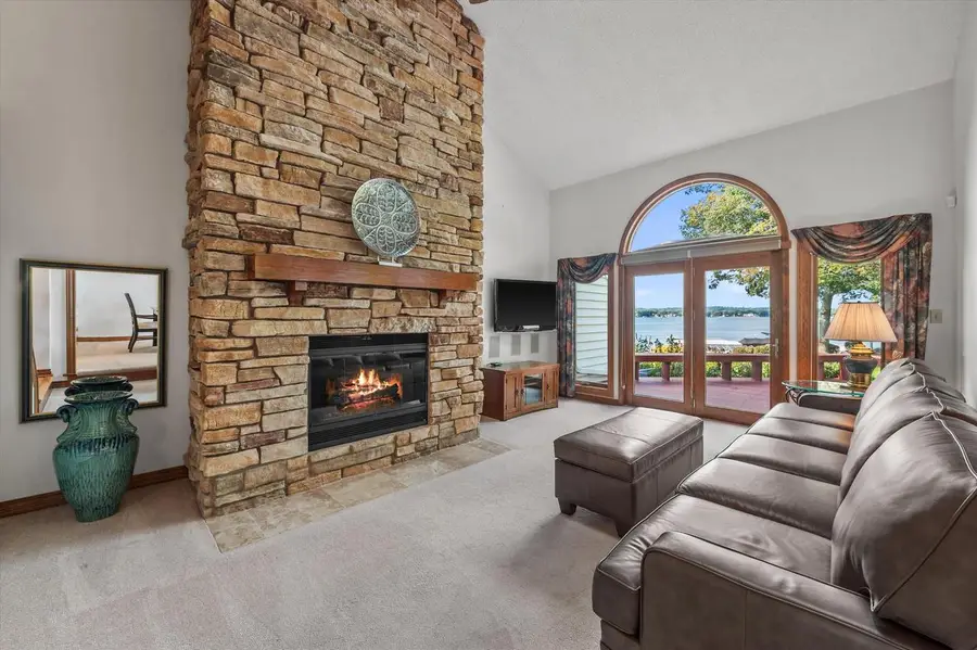 S74W17692 Harbor CIRCLE, Muskego, WI 53150 - #3