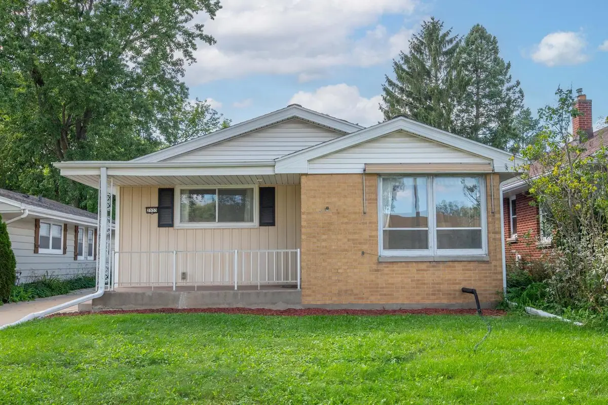 2533 N 113th STREET, Wauwatosa, WI 53226 - #1