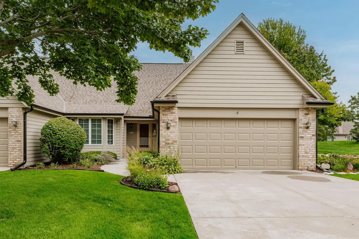500 S McPride LANE #B, Brookfield, WI 53045 - #1