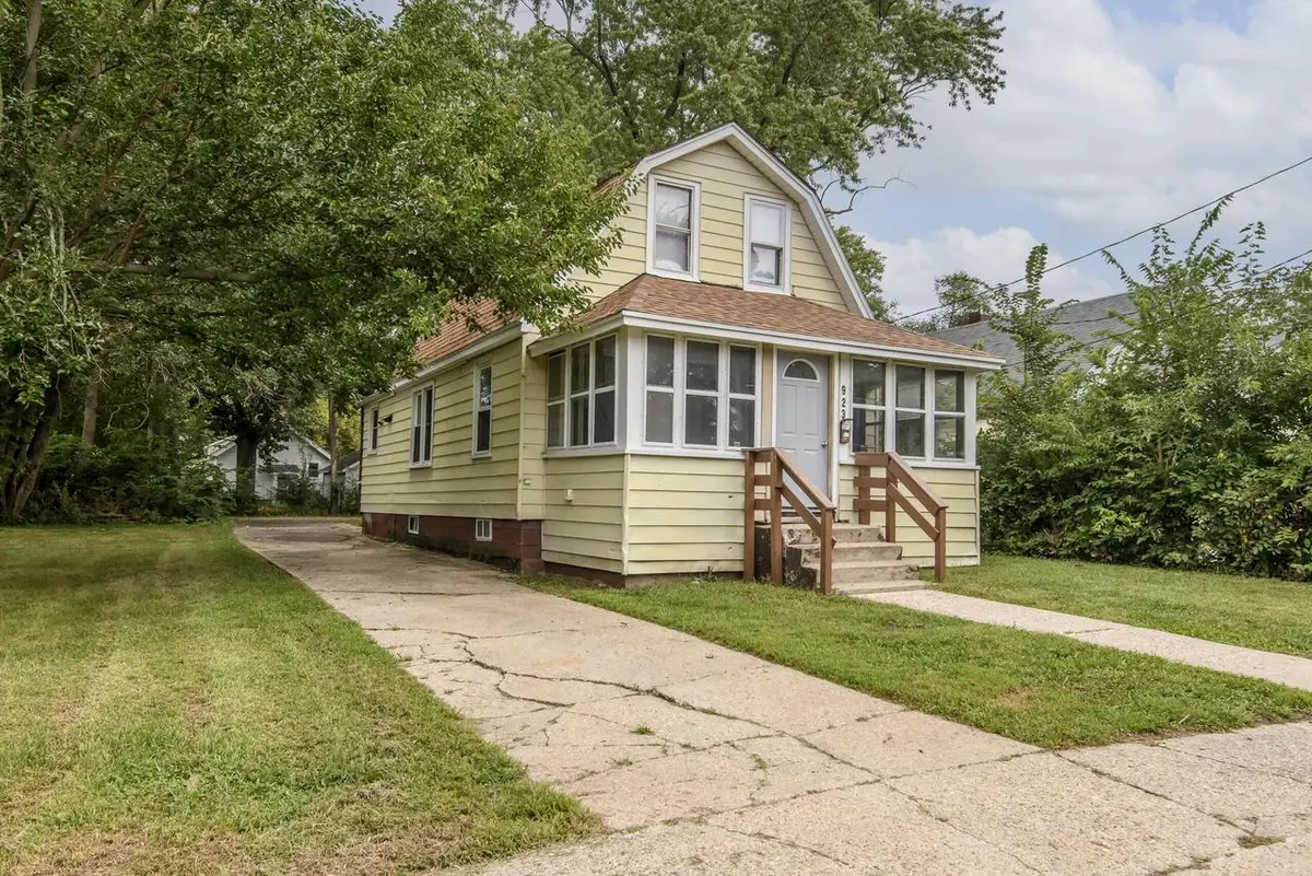 923 Randall STREET, Beloit, WI 53511 - #1