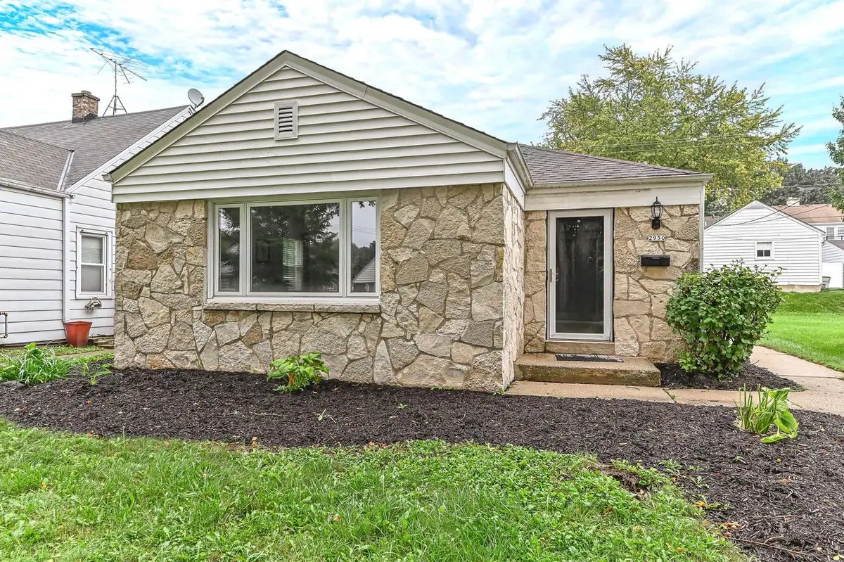 2950 N 91st STREET, Milwaukee, WI 53222 - #1