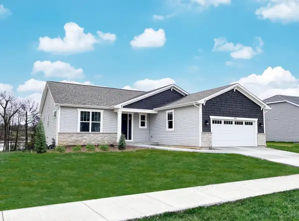 715 Arbor Ridge DRIVE, Delavan, WI 53115