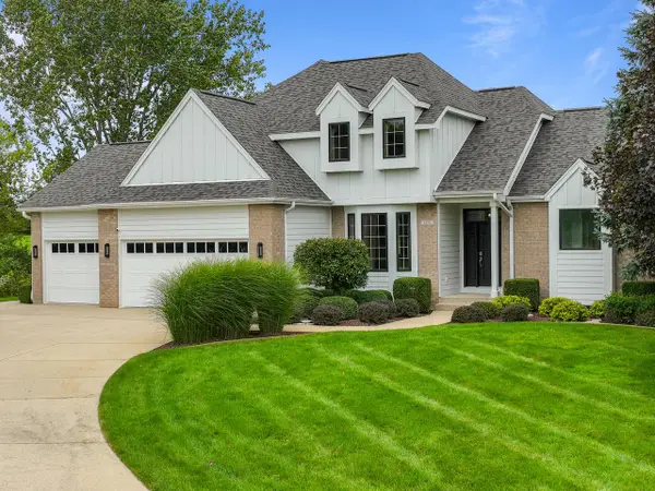 1570 Fairway COURT #16-19, Lake Geneva, WI 53147