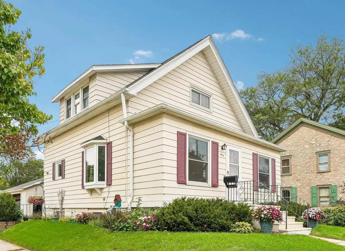 1059 9th AVENUE, Grafton, WI 53024 - #1