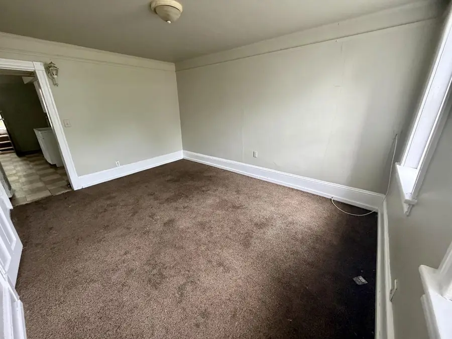 2451 S 11th STREET, Milwaukee, WI 53215 - #3