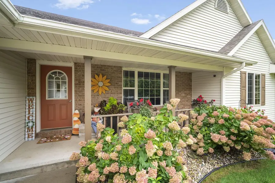W3836 Somerset COURT, Fond Du Lac, WI 54937 - #2