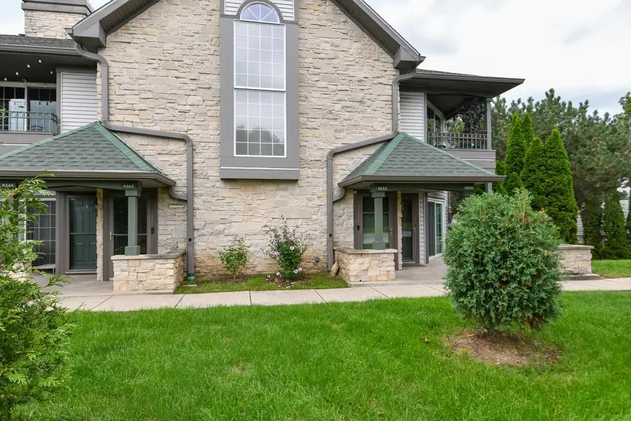 9255 W Forest Home AVENUE, Greendale, WI 53130 - #2