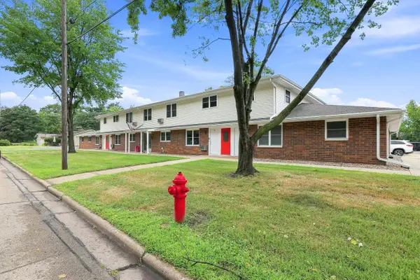 415 Fulton STREET, Waupaca, WI 54981