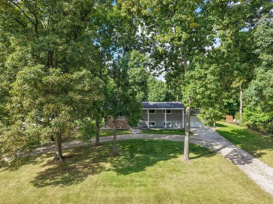 W3144 Thiesen LANE, Helenville, WI 53137 - #2