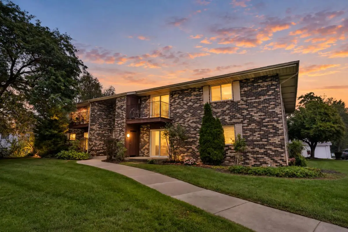 4909 Scotts WAY #101, Racine, WI 53402 - #1