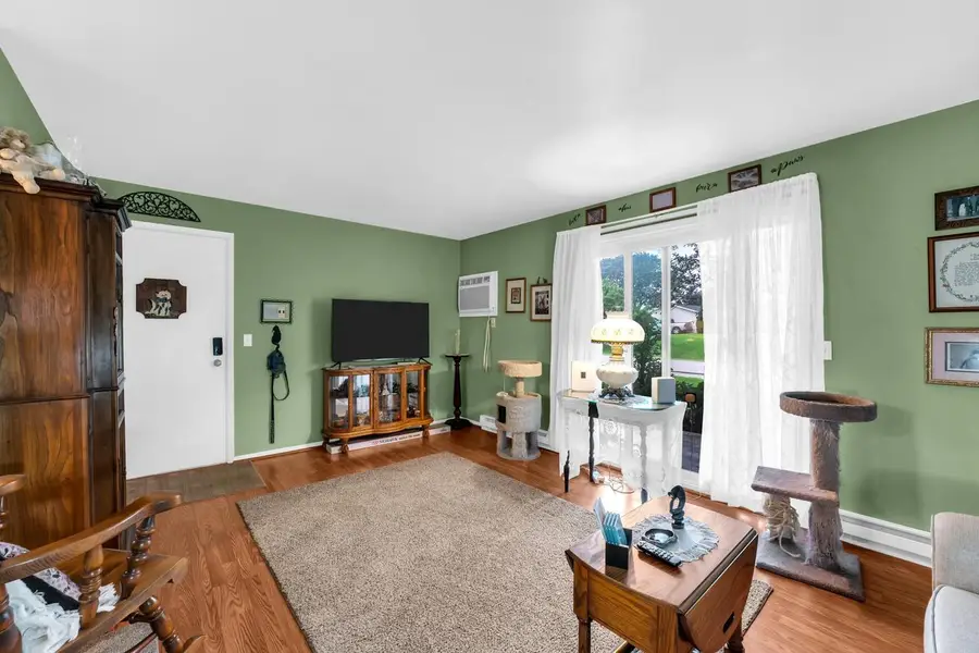 4909 Scotts WAY #101, Racine, WI 53402 - #2