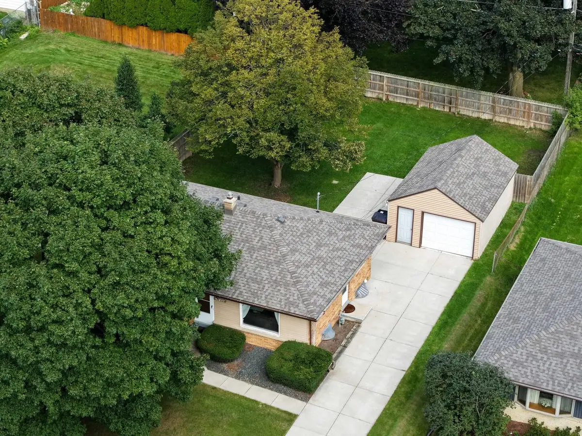3709 6th AVENUE, South Milwaukee, WI 53172 - #1