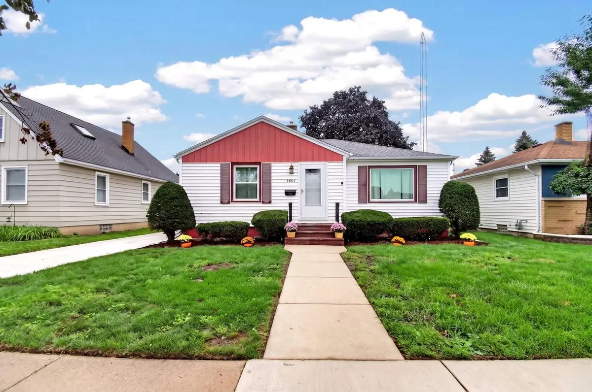 7807 35th AVENUE, Kenosha, WI 53142 - #1