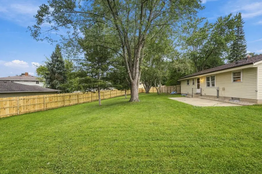 10931 W Kaul AVENUE, Milwaukee, WI 53225 - #3