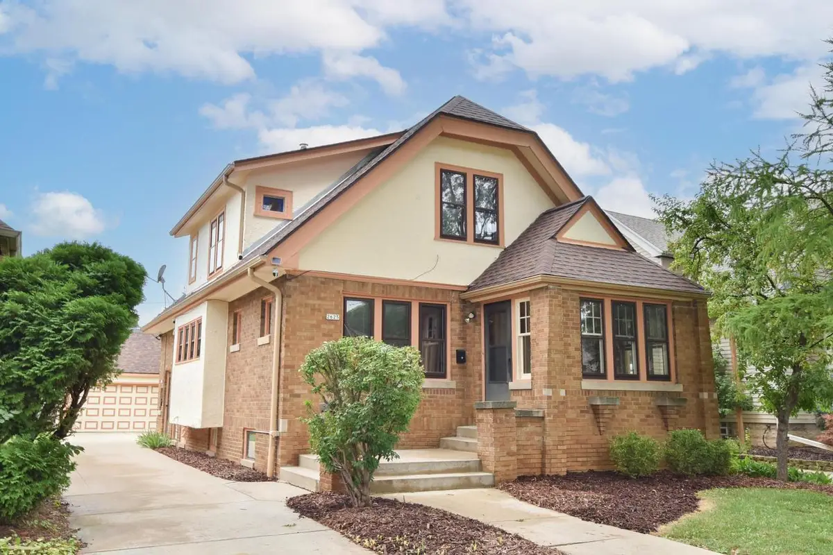 2625 N 69th STREET #2625A, Wauwatosa, WI 53213 - #1