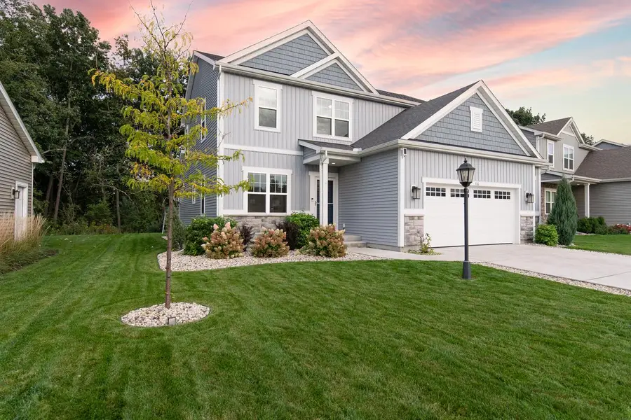 516 Wild Oak ROAD, Hartland, WI 53029 - #2
