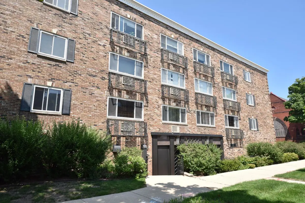 2222 E Belleview PLACE #110, Milwaukee, WI 53211 - #1