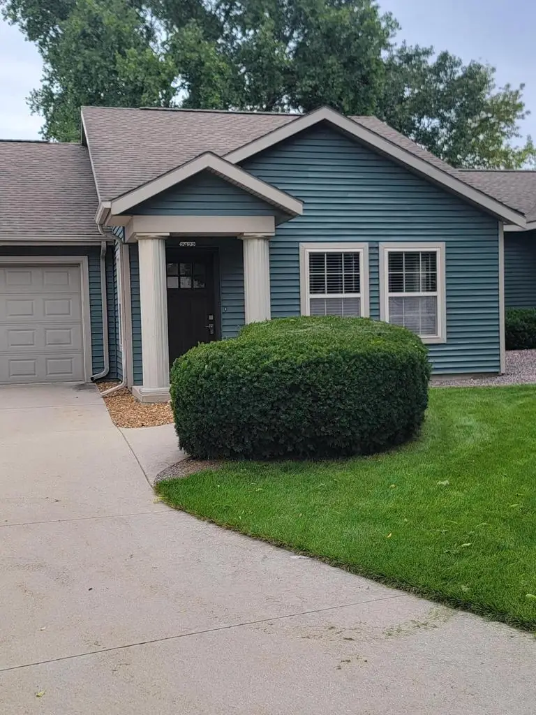 2422 Carmen AVENUE, Sheboygan, WI 53081 - #1