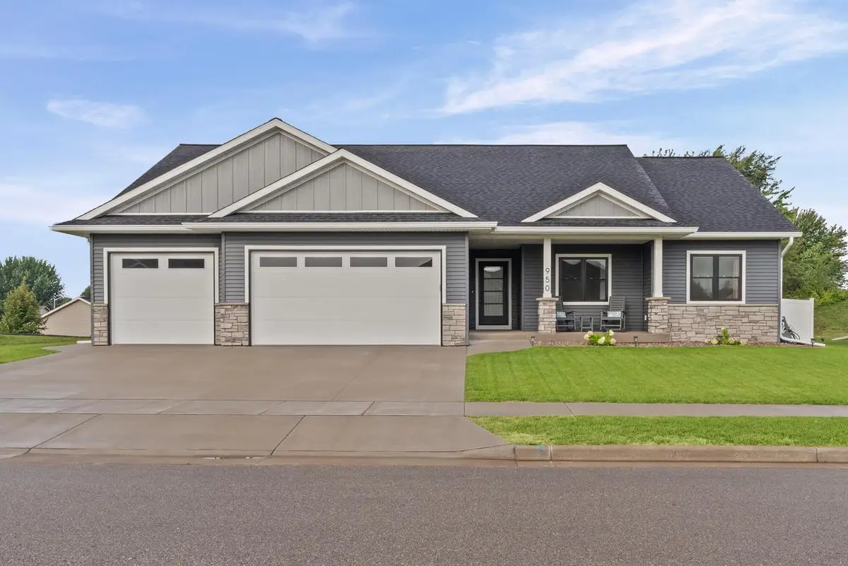 950 Crockett DRIVE, Holmen, WI 54636 - #1