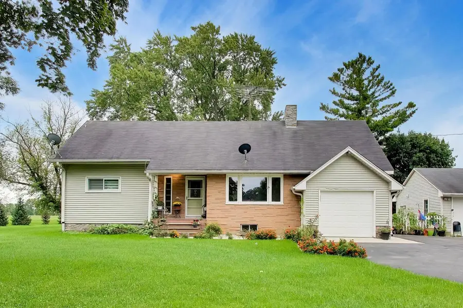 17211 Winfield ROAD, Bristol, WI 53104 - #3
