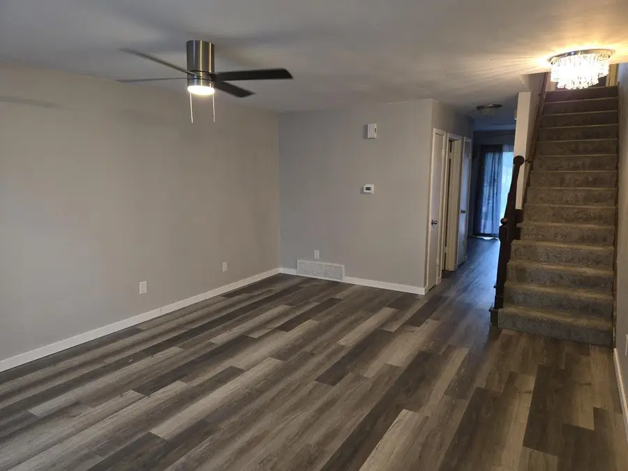 6248 W Port AVENUE, Milwaukee, WI 53223 - #2