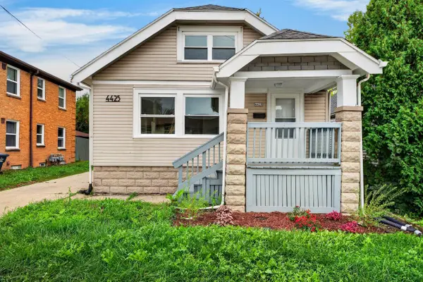 4425 W Hampton AVENUE, Milwaukee, WI 53218