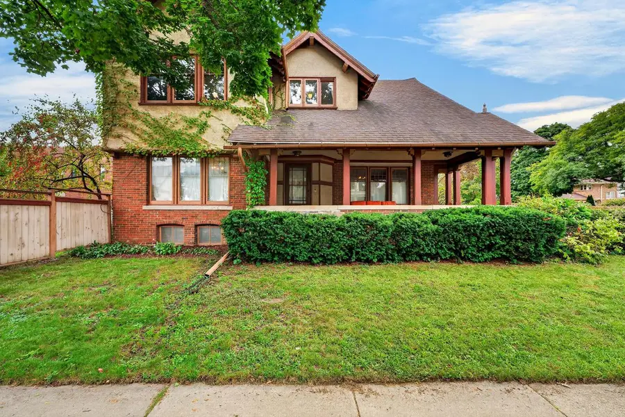 1202 S Layton BOULEVARD, Milwaukee, WI 53215 - #3