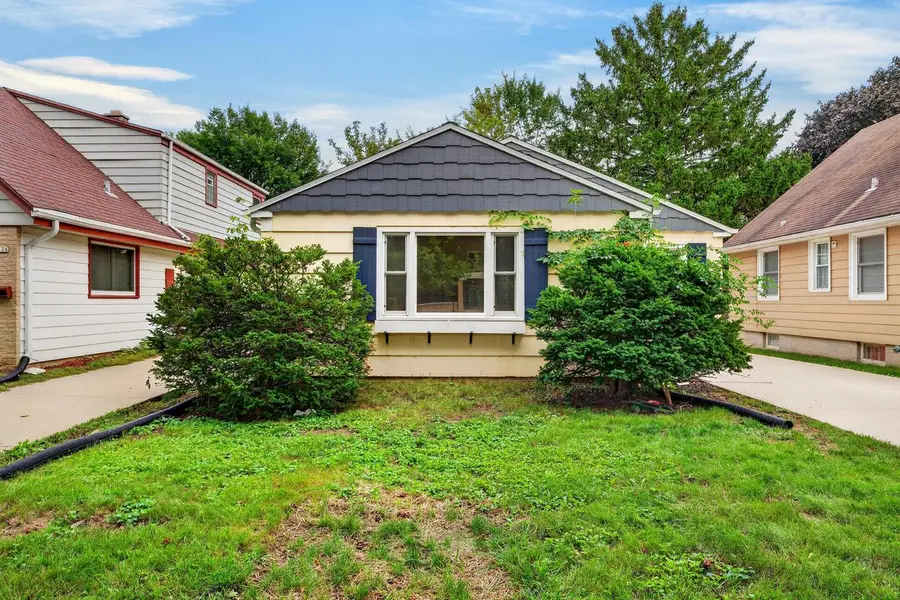 3618 N 94th STREET, Milwaukee, WI 53222 - #2