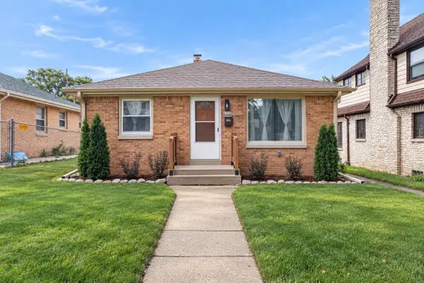 6114 W Leon TERRACE, Milwaukee, WI 53218