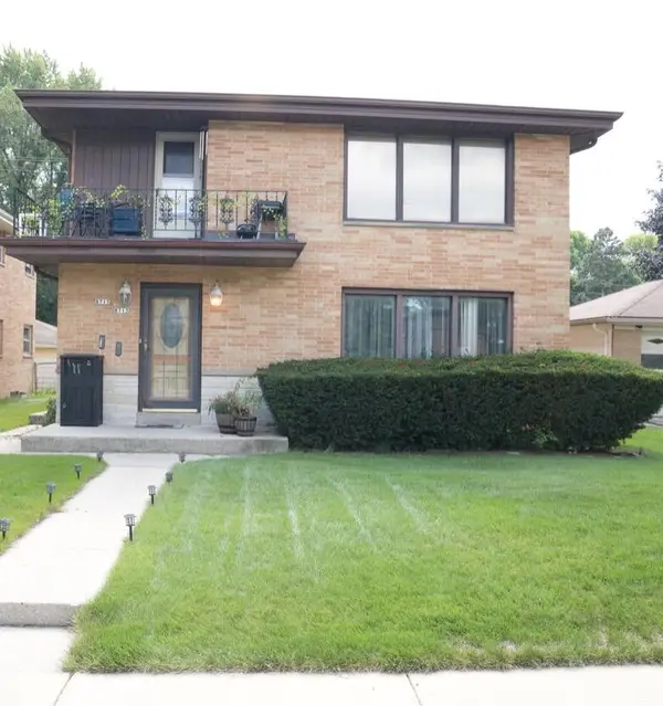 8713 W Appleton AVENUE #8715, Milwaukee, WI 53225